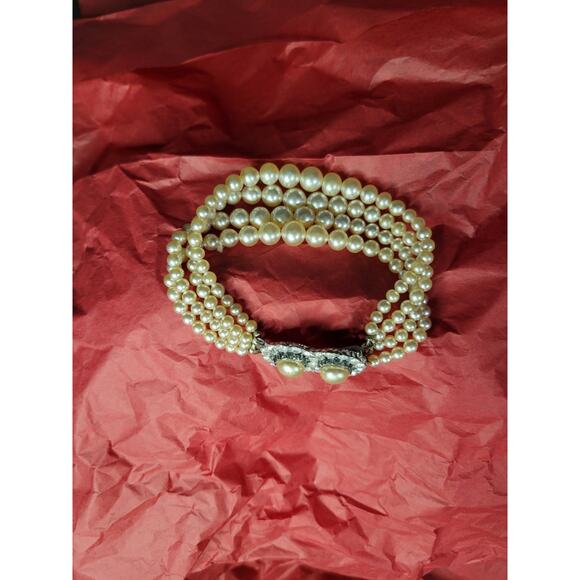 Vintage JAPAN 4 Strand Faux Pearl Bracelet  6.5" Long Costume Jewelry - Picture 2 of 10